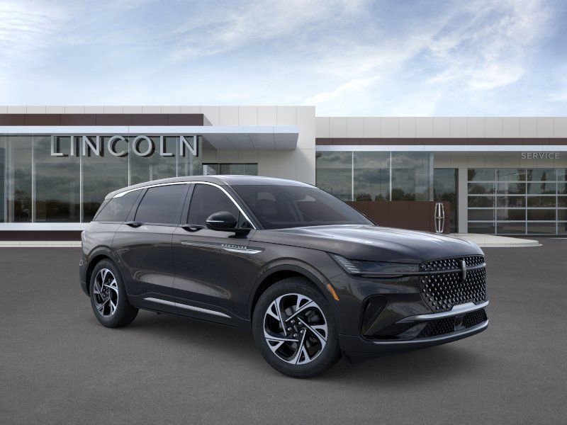 New 2026 Lincoln Nautilus Premier w/ Equipment Group 102A AWD/4WD image 7
