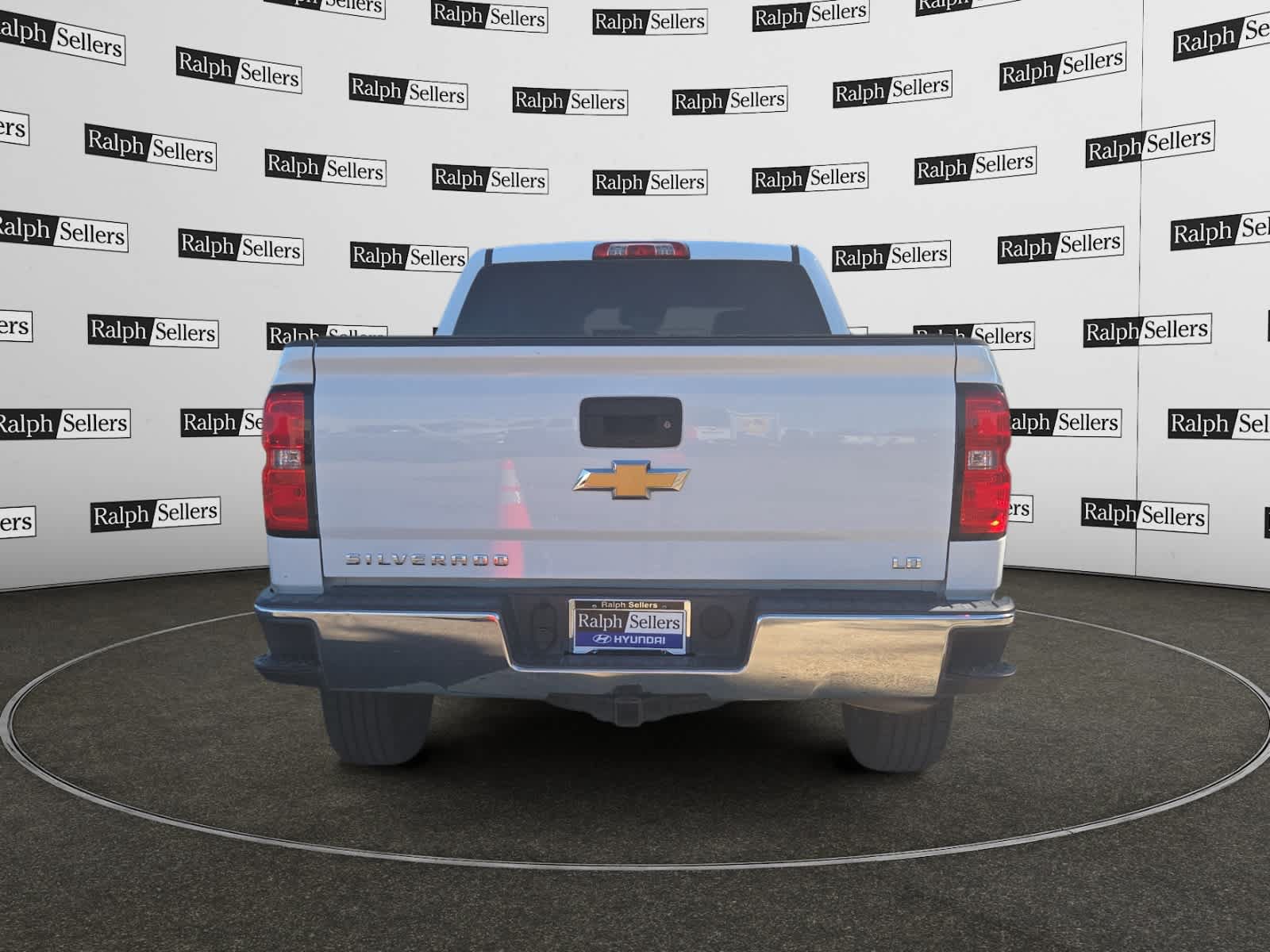 Used 2019 Chevrolet Silverado 1500 LT RWD image 5