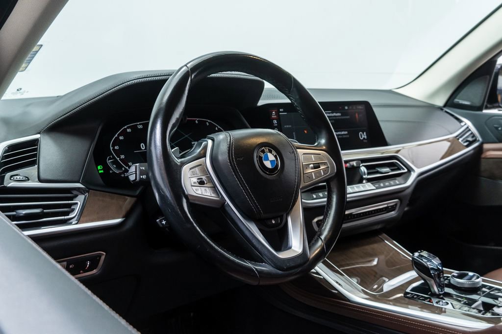 Used 2020 BMW X7 xDrive50i w/ Dynamic Handling Package AWD/4WD image 13