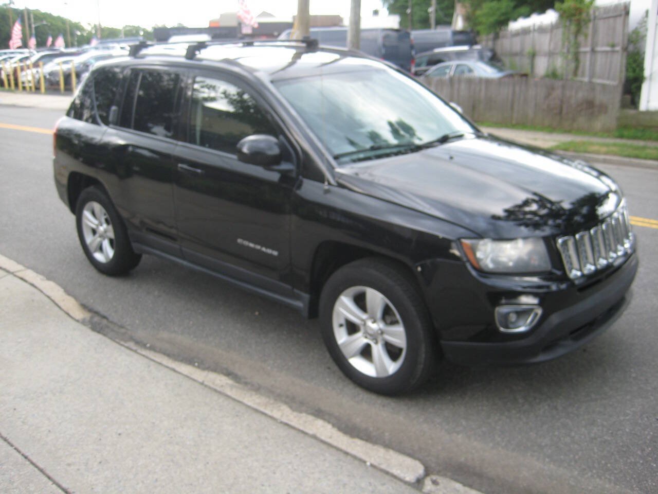 Used 2015 Jeep Compass High Altitude AWD/4WD image 3