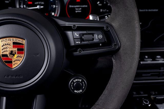 Used 2022 Porsche 911 Carrera GTS w/ Premium Package image 32