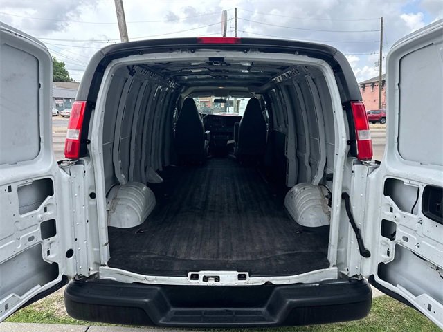 Used 2023 Chevrolet Express 2500 Work Van w/ Driver Convenience Package image 10