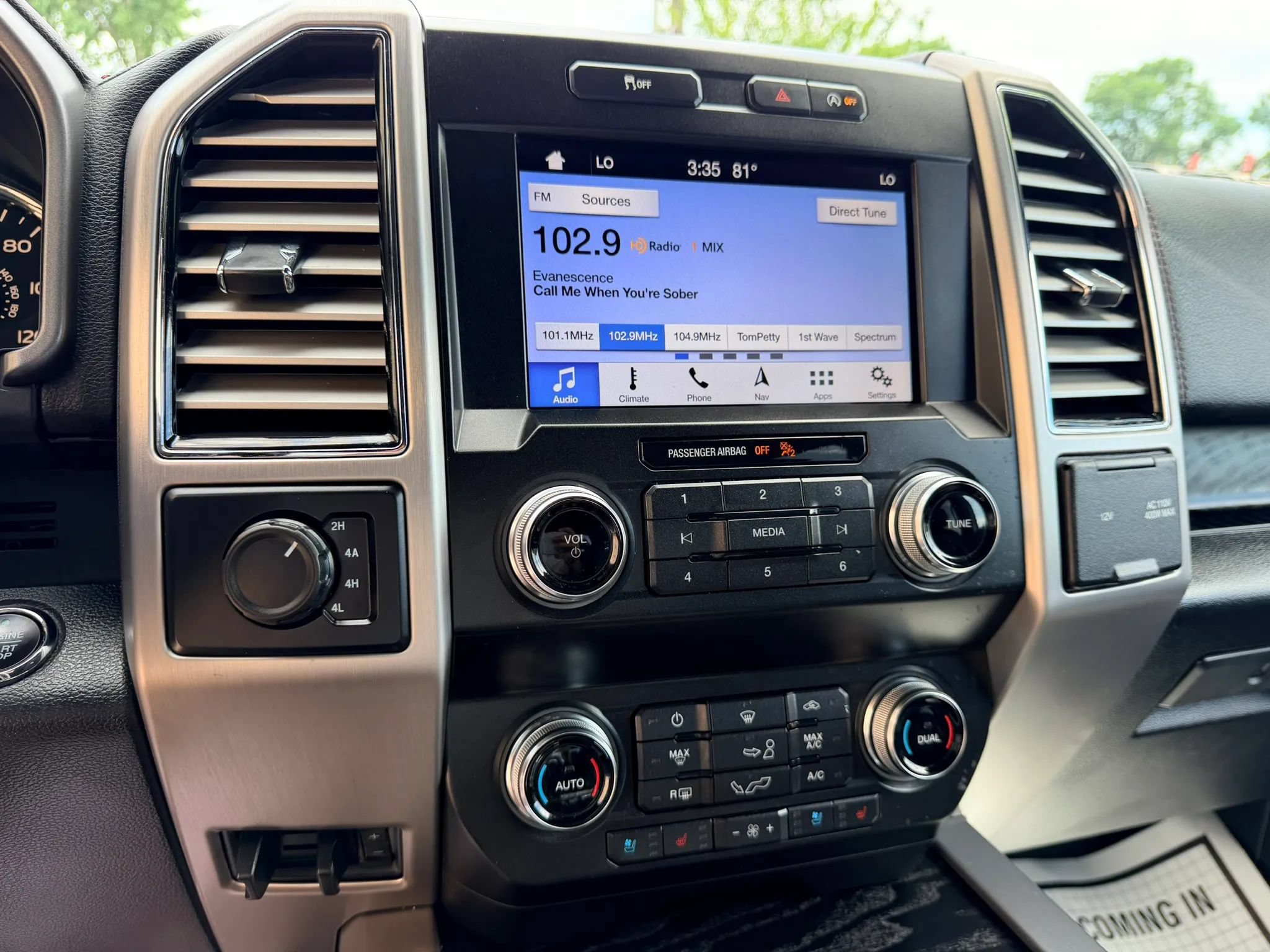 Used 2019 Ford F150 Platinum AWD/4WD image 15