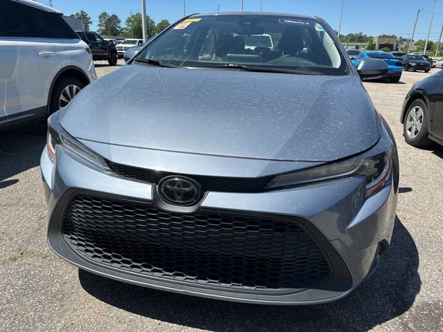 Used 2021 Toyota Corolla LE image 1