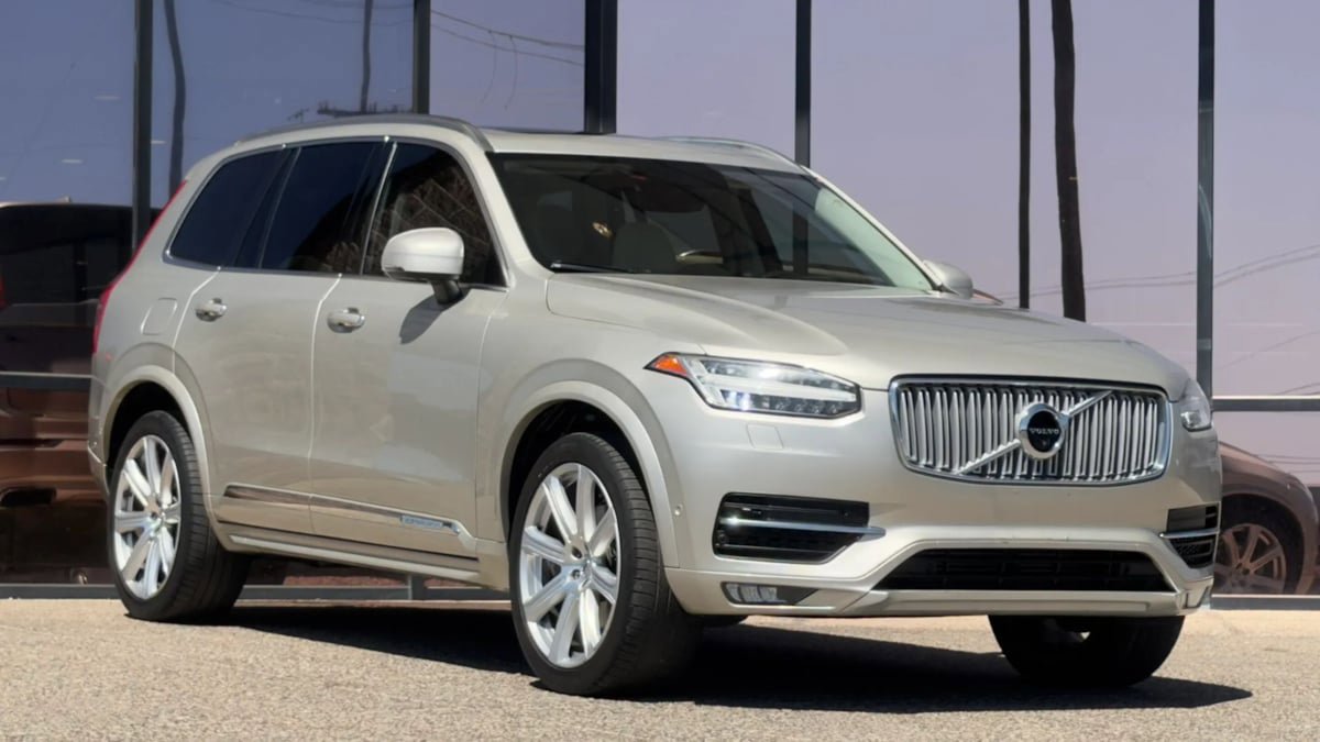 Used 2017 Volvo XC90 T6 Inscription w/ Vision Package AWD/4WD image 24