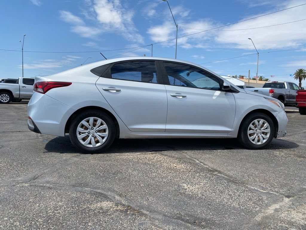 Used 2018 Hyundai Accent SE FWD image 5