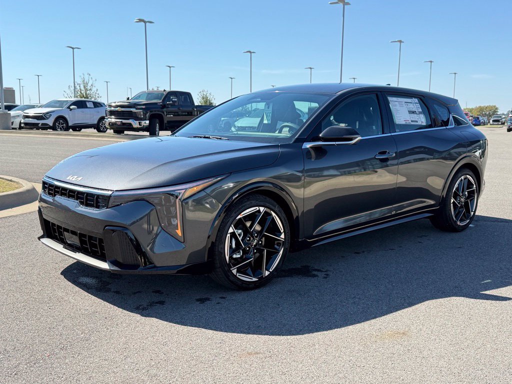 New 2026 Kia K4 GT-Line FWD image 3