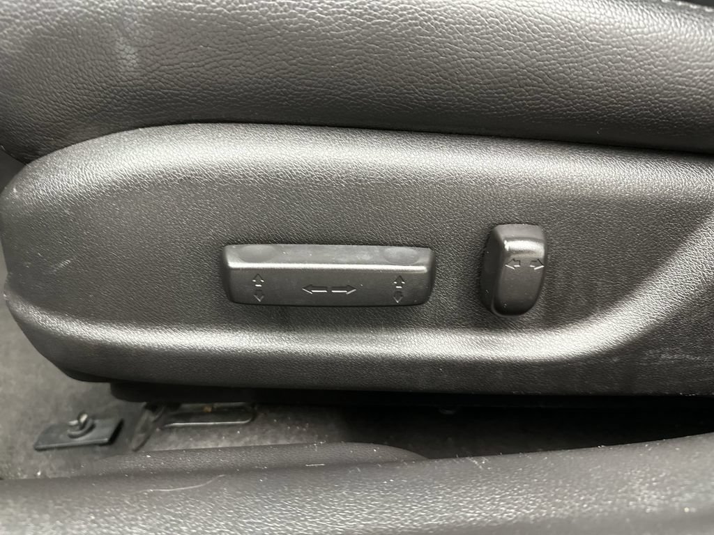 Used 2014 Acura ILX FWD image 12