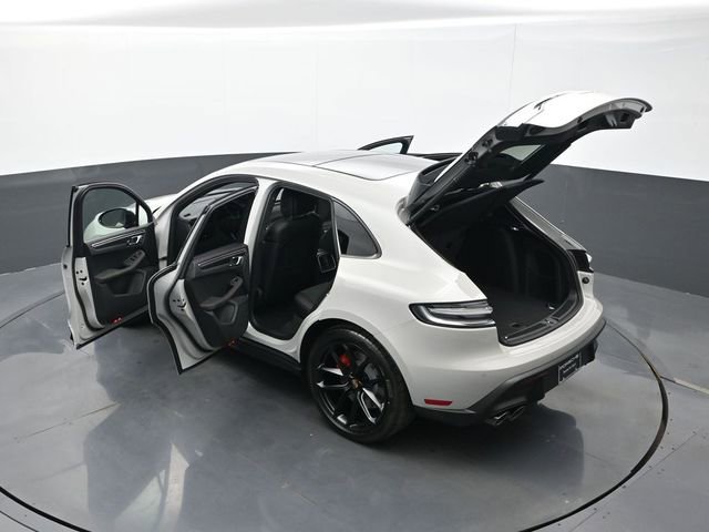 New 2026 Porsche Macan GTS AWD/4WD image 29