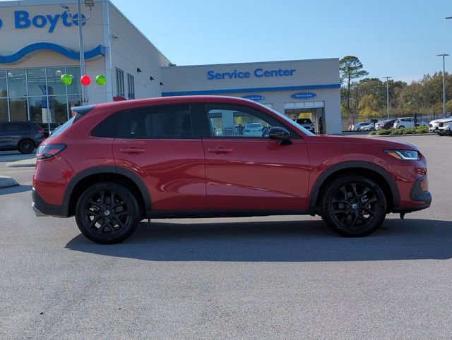 Used 2025 Honda HR-V Sport image 2