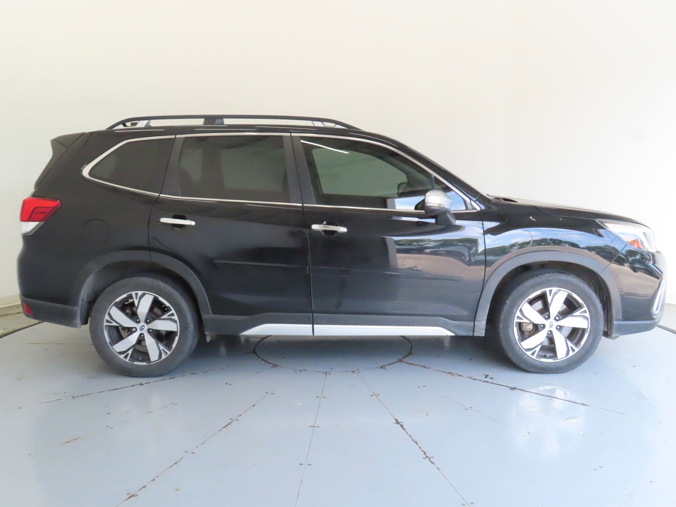 Used 2019 Subaru Forester Touring w/ Popular Package #3 AWD/4WD image 2