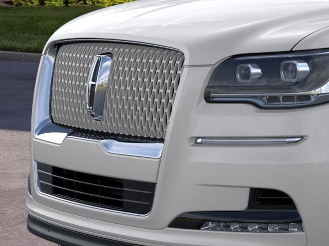 New 2024 Lincoln Navigator L Reserve AWD/4WD image 17