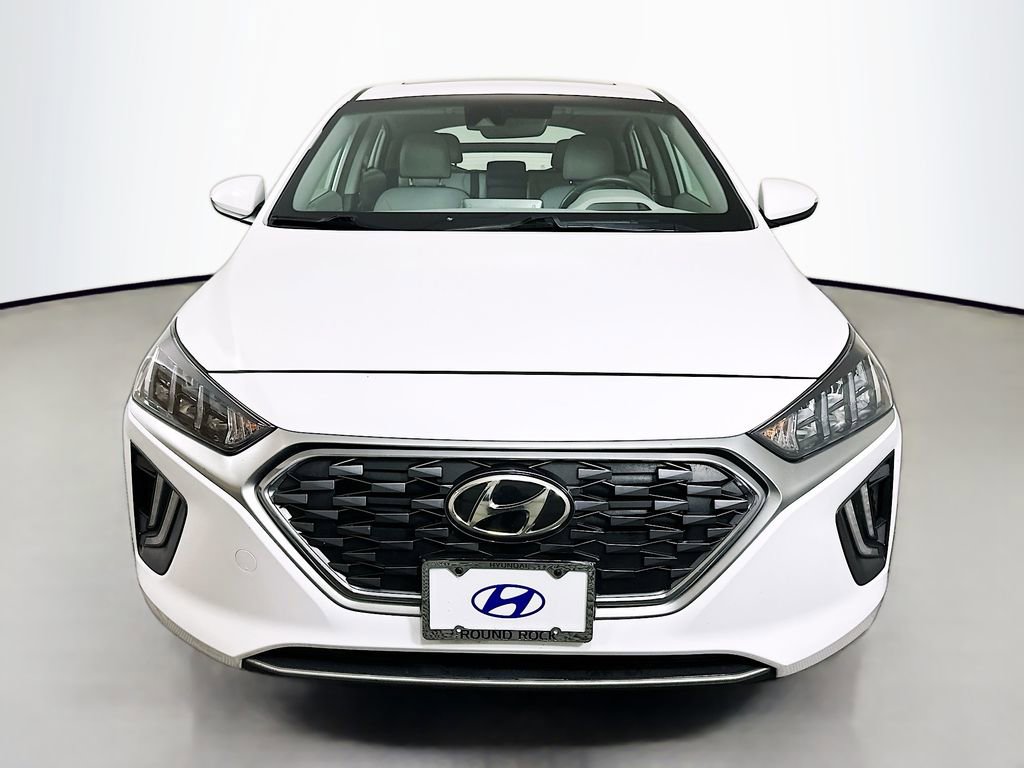 Used 2020 Hyundai Ioniq SEL image 2
