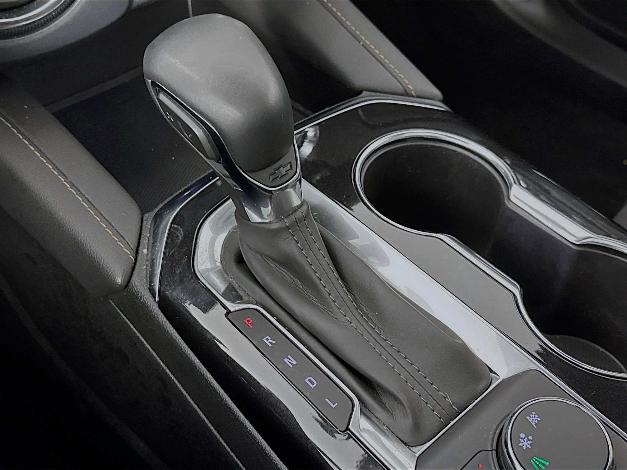 Used 2022 Chevrolet Blazer Premier w/ Enhanced Convenience Package image 17