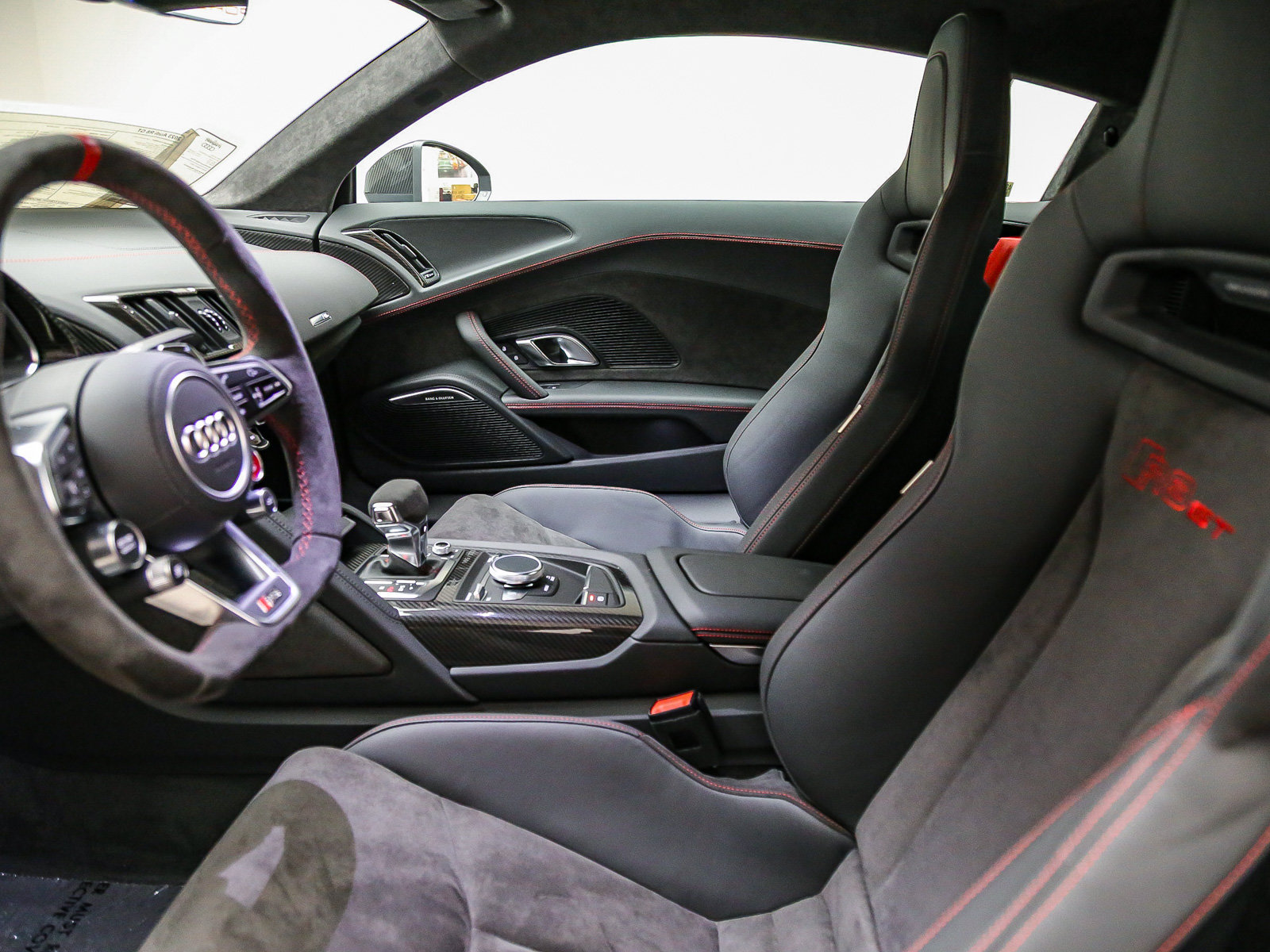 Used 2023 Audi R8 V10 GT RWD image 51