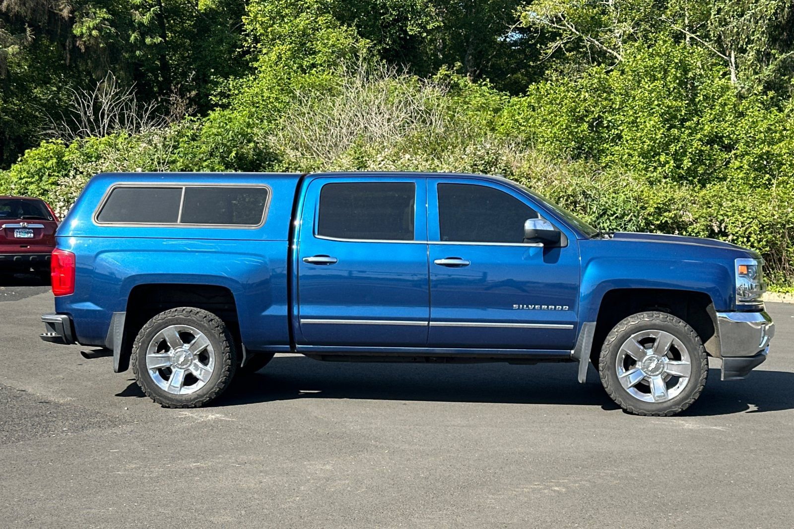 Used 2017 Chevrolet Silverado 1500 LTZ w/ Sport Package AWD/4WD image 3