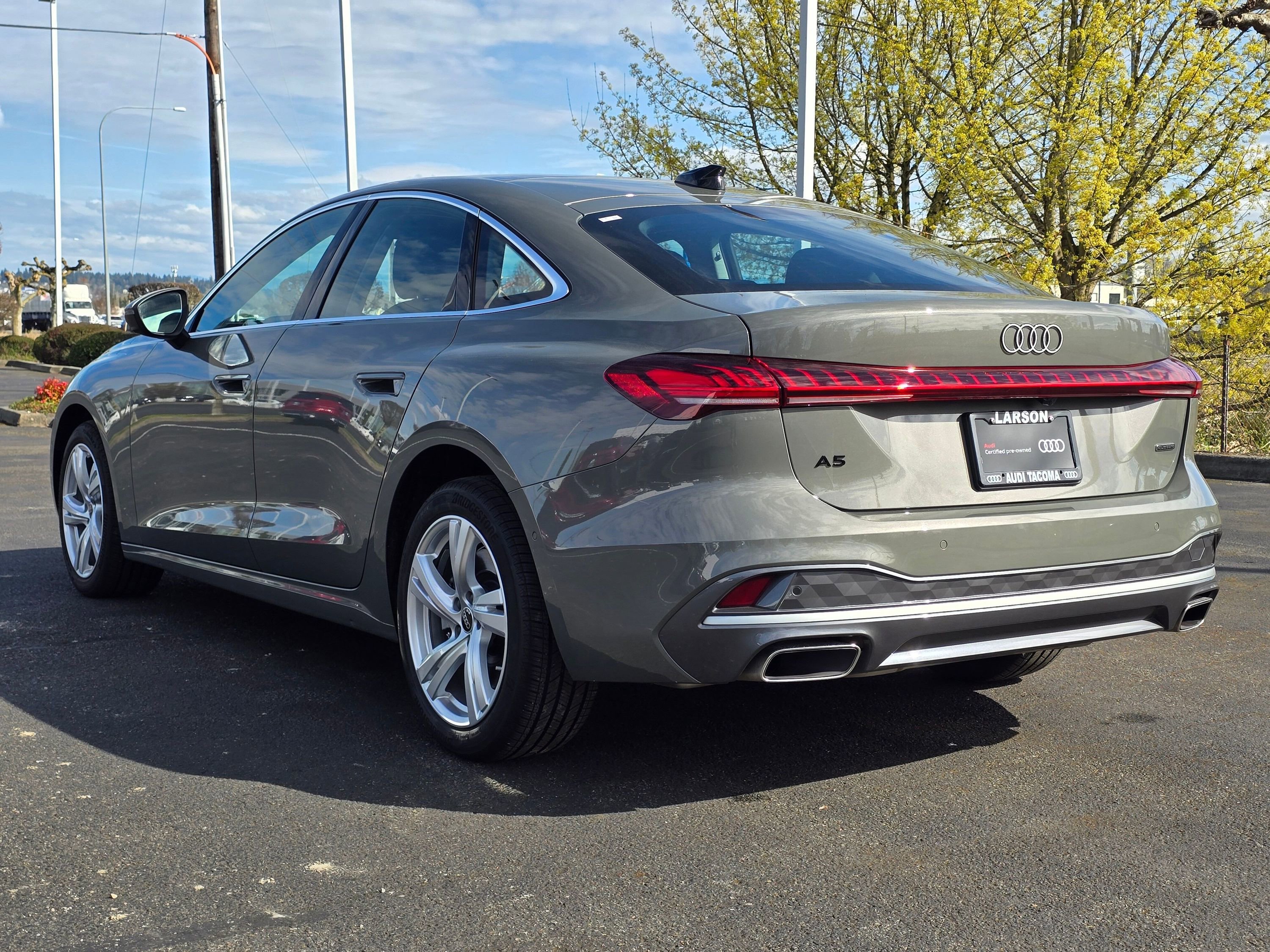 Used 2025 Audi A5 2.0T Premium w/ Convenience Package image 4