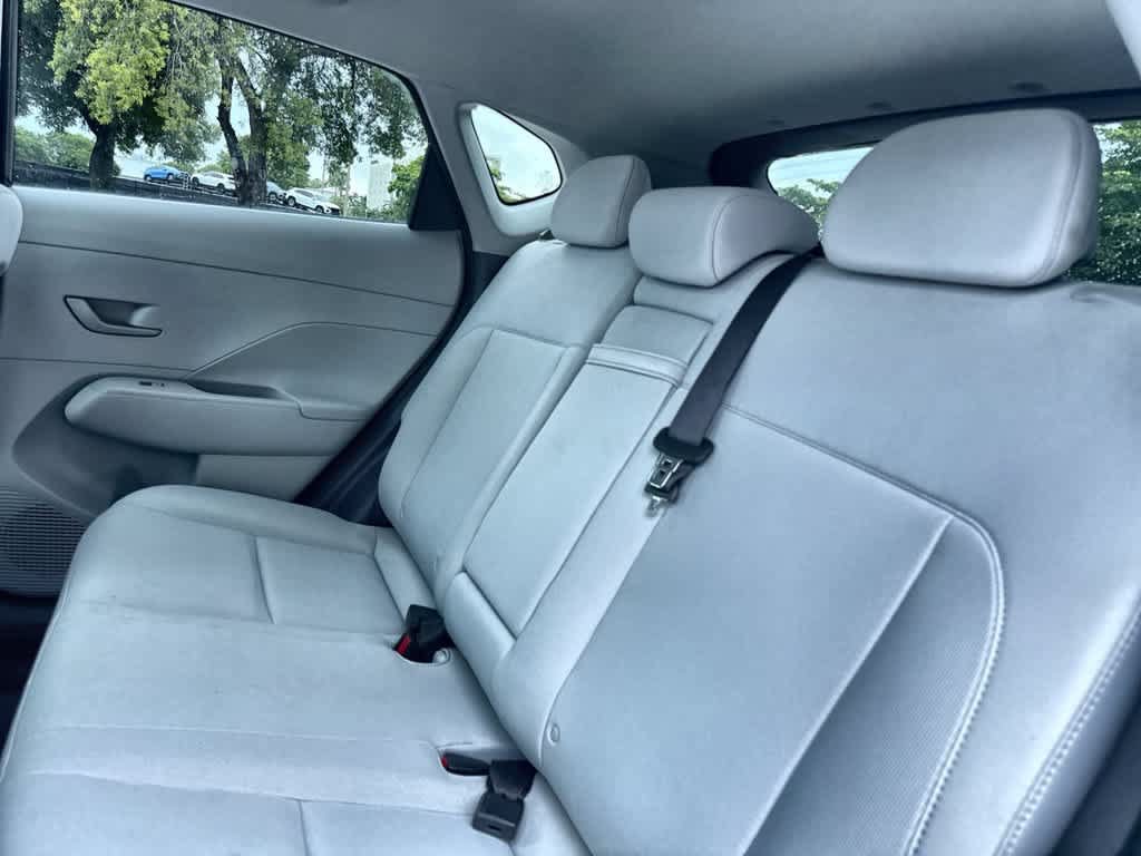 Used 2025 Hyundai Kona SEL FWD image 22