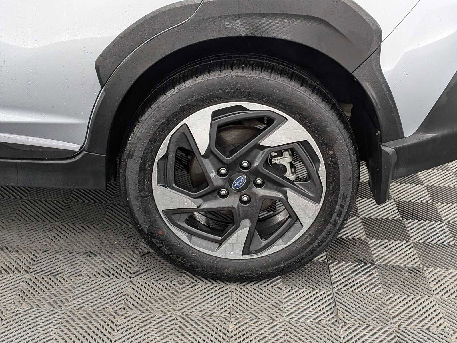 Used 2024 Subaru Crosstrek 2.5i Limited w/ Crosstrek Mirror Package image 14