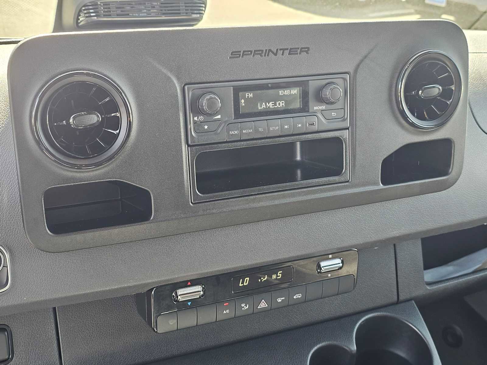 Used 2025 Mercedes-Benz Sprinter 2500 image 25