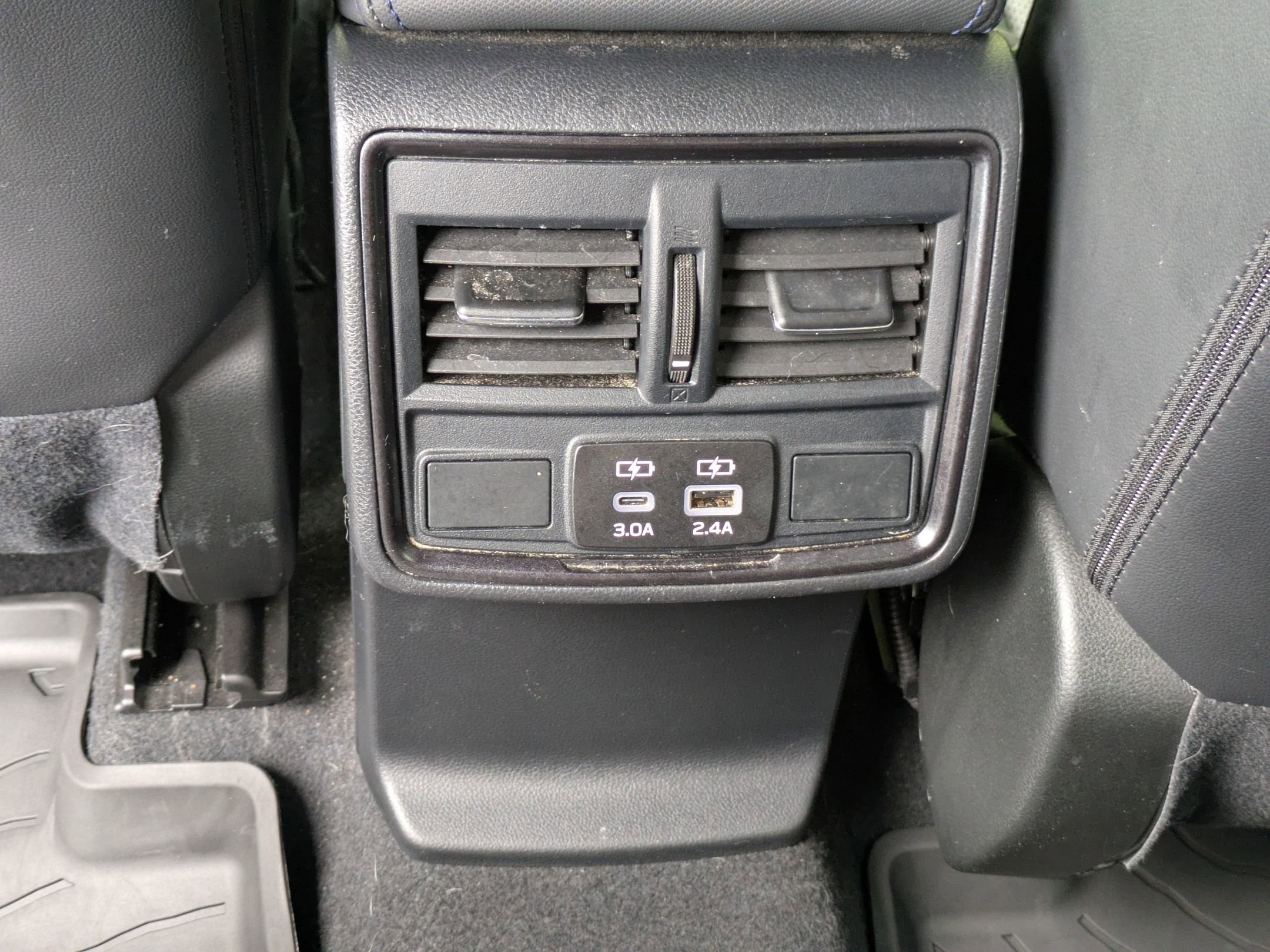 Used 2025 Subaru Forester Limited AWD/4WD image 30