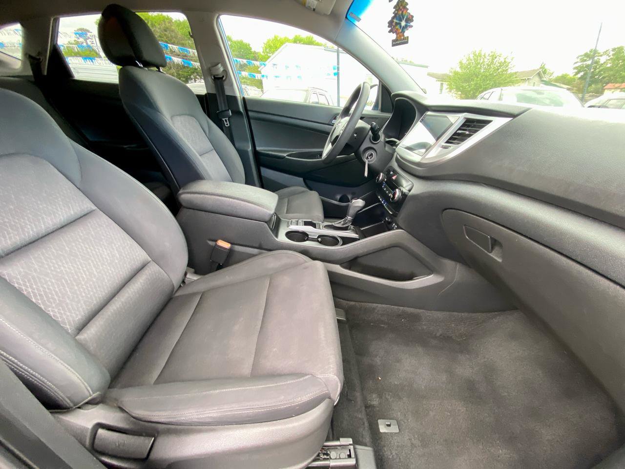 Used 2017 Hyundai Tucson SE FWD image 9