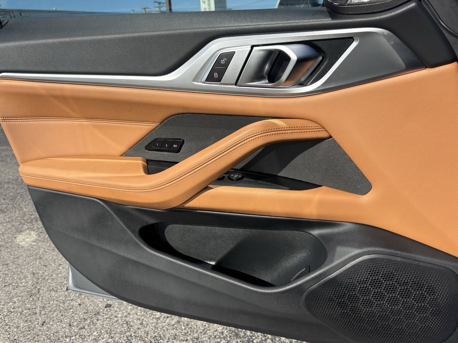 Used 2025 BMW i4 eDrive40 w/ Premium Package image 17