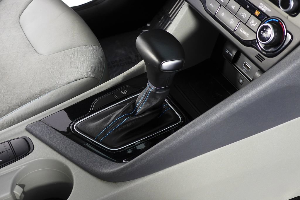 Used 2020 Kia Niro EX FWD image 15