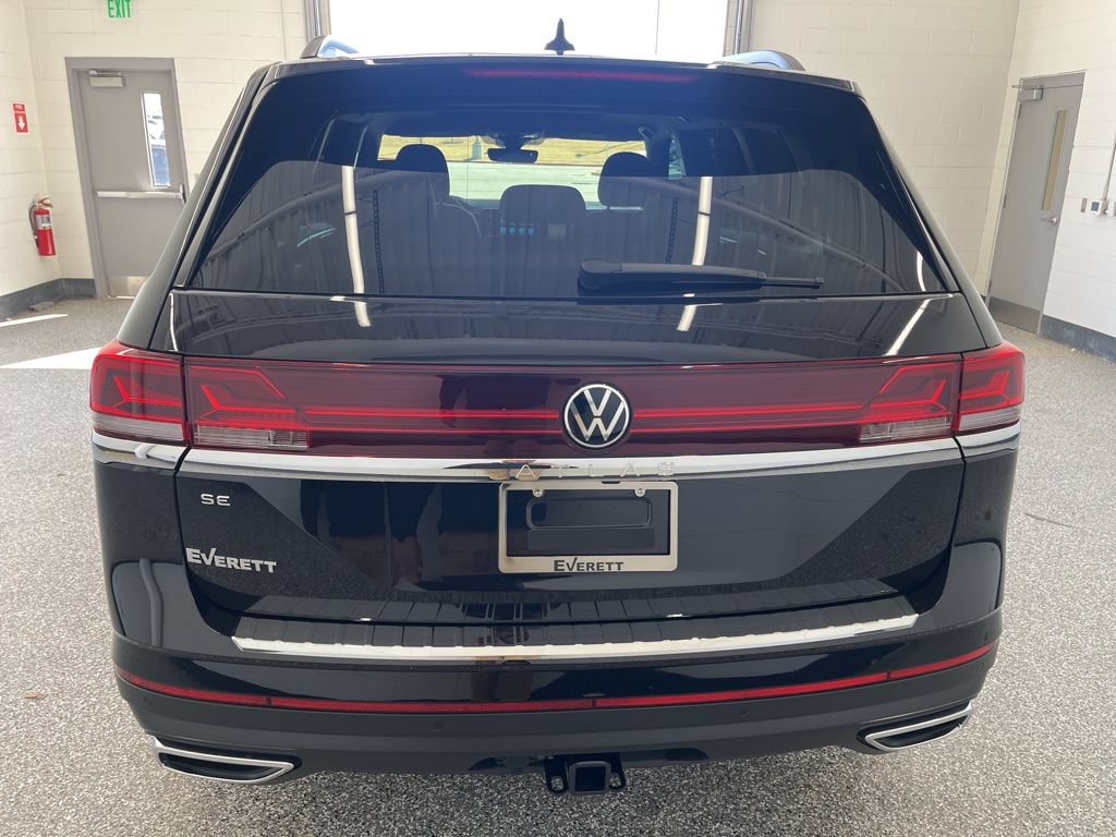 New 2026 Volkswagen Atlas SE FWD image 4