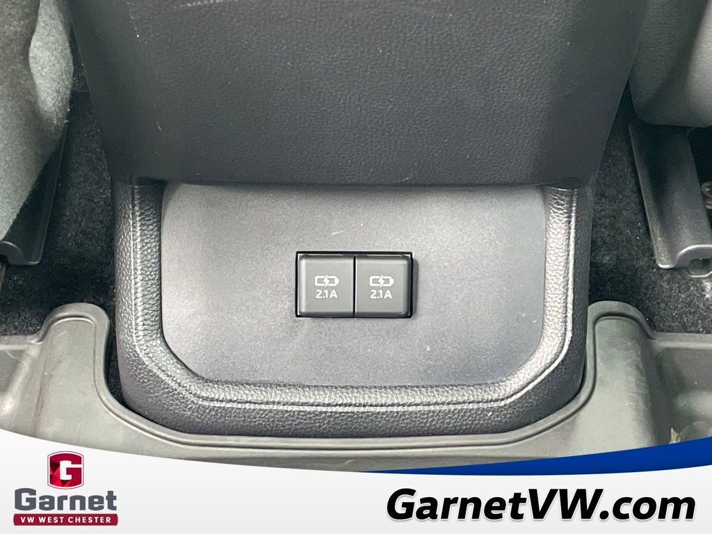 Used 2020 Toyota Highlander XLE image 45