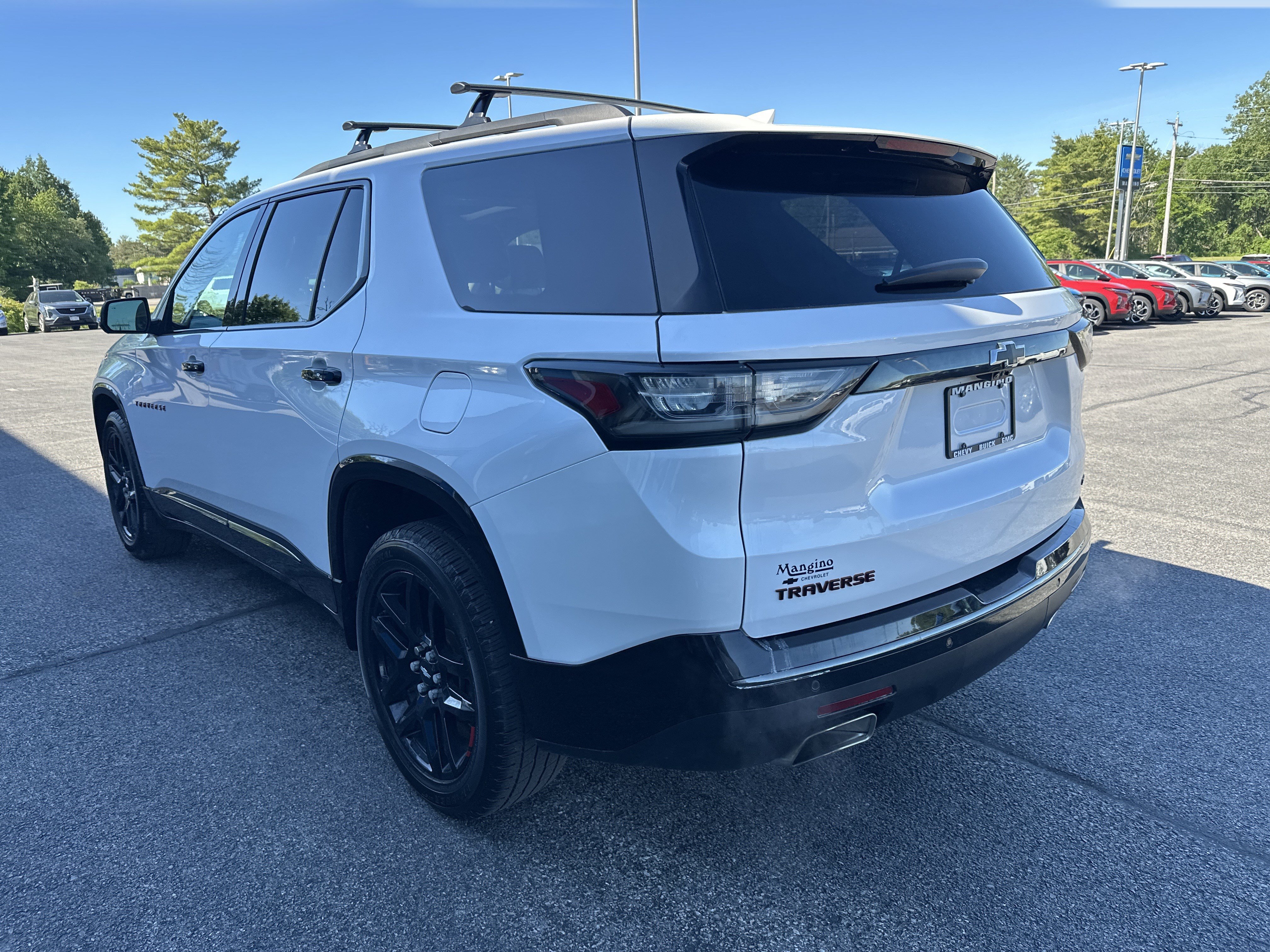 Certified 2021 Chevrolet Traverse Premier w/ Redline Edition AWD/4WD image 4