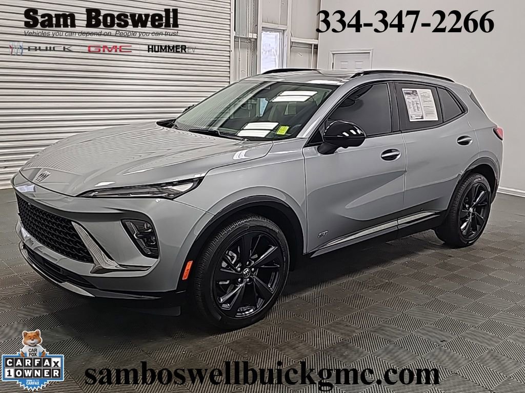Used 2025 Buick Envision Sport Touring image 4