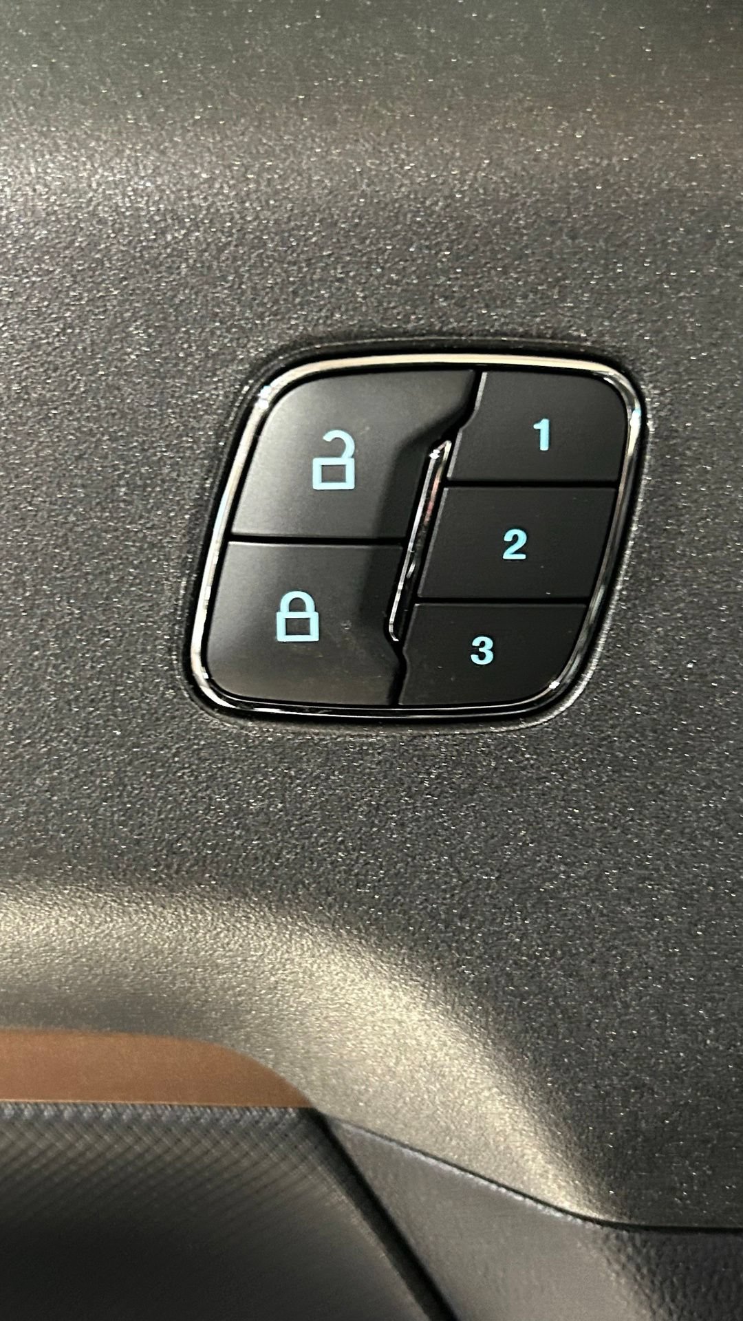 New 2026 Ford Bronco Sport Outer Banks w/ Outer Banks Tech Package+ AWD/4WD image 38