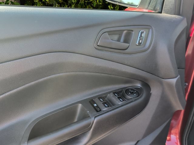 Used 2014 Ford Escape S FWD image 11