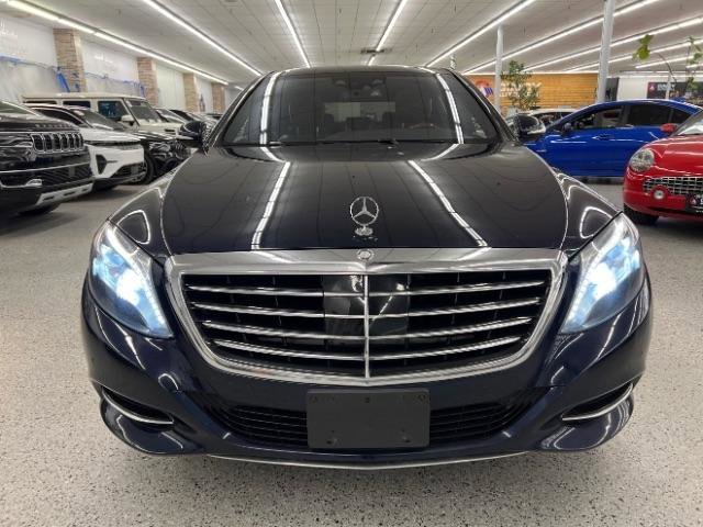 Used 2017 Mercedes-Benz S 550 4MATIC Sedan w/ Premium Package image 2