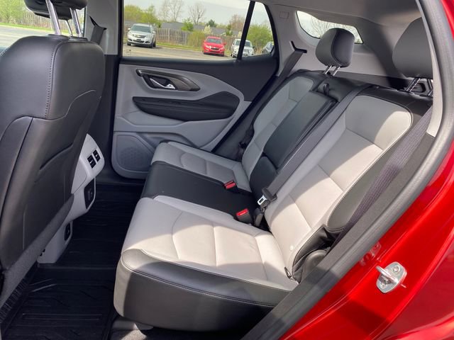 Certified 2023 GMC Terrain SLT w/ LPO, Floor Liner Package FWD image 18