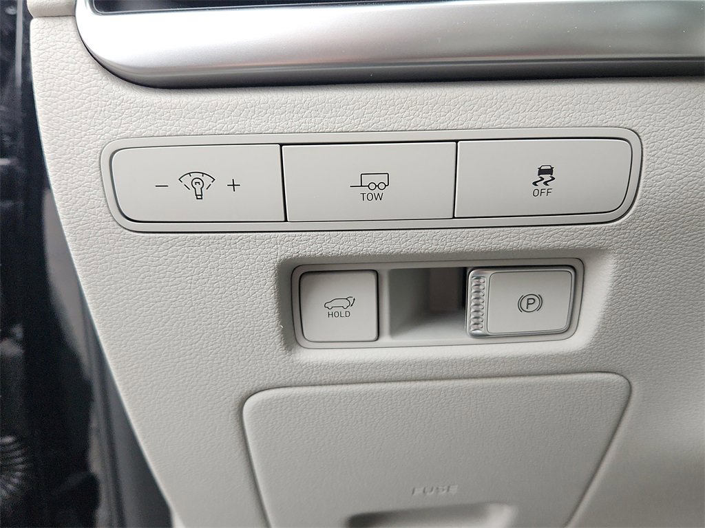 Used 2023 Hyundai Palisade Limited w/ Cargo Package image 19