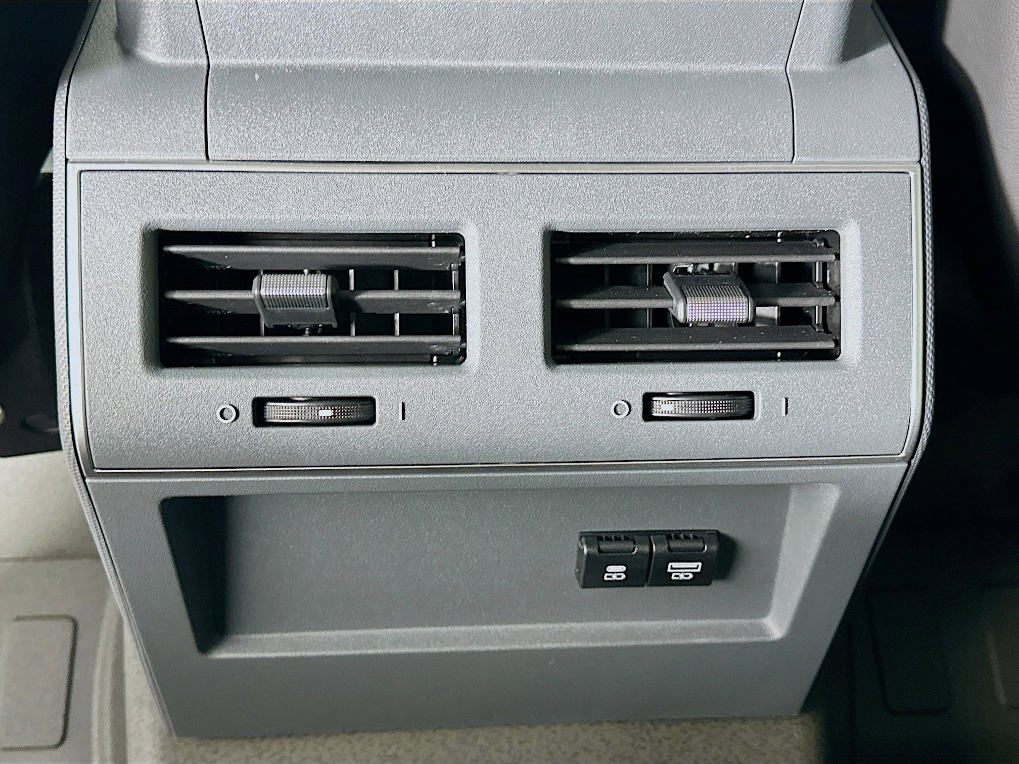 New 2025 INEOS Grenadier Fieldmaster Edition image 38