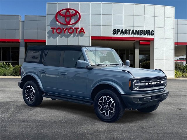 Used 2024 Ford Bronco Outer Banks image 1