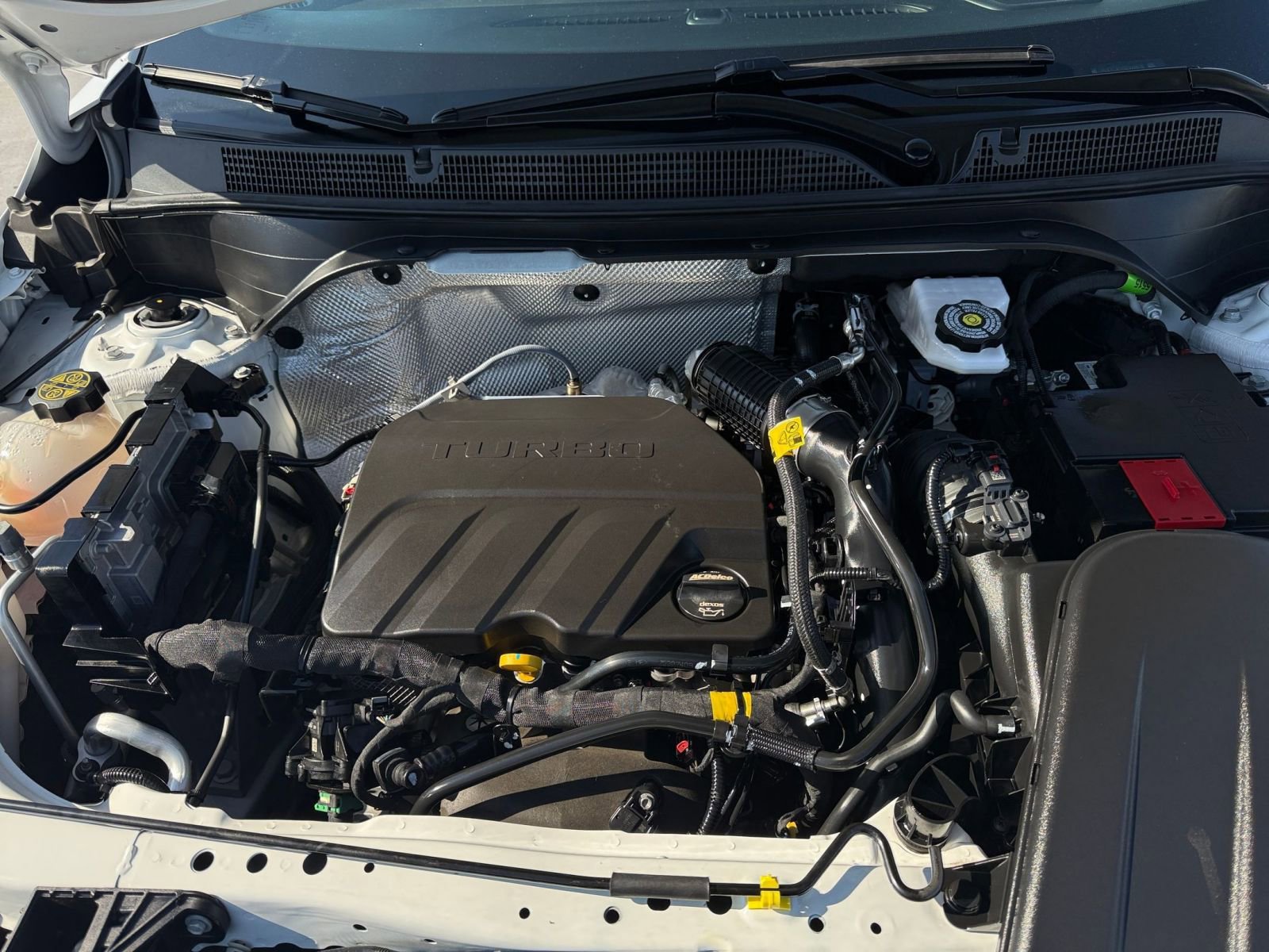 Used 2025 Buick Envista Sport Touring image 31