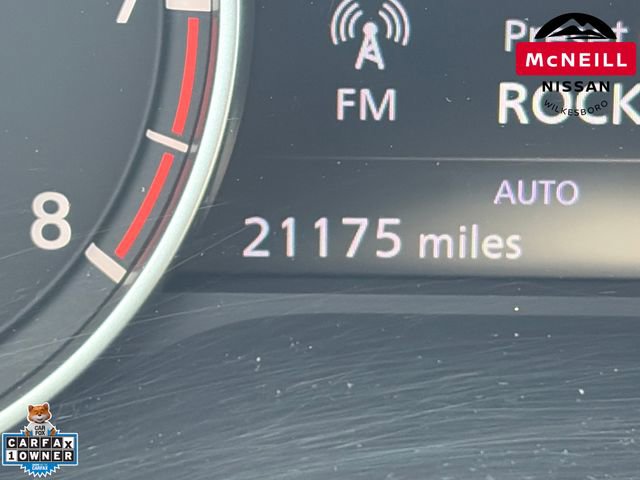 Used 2023 Nissan Rogue SV AWD/4WD image 23