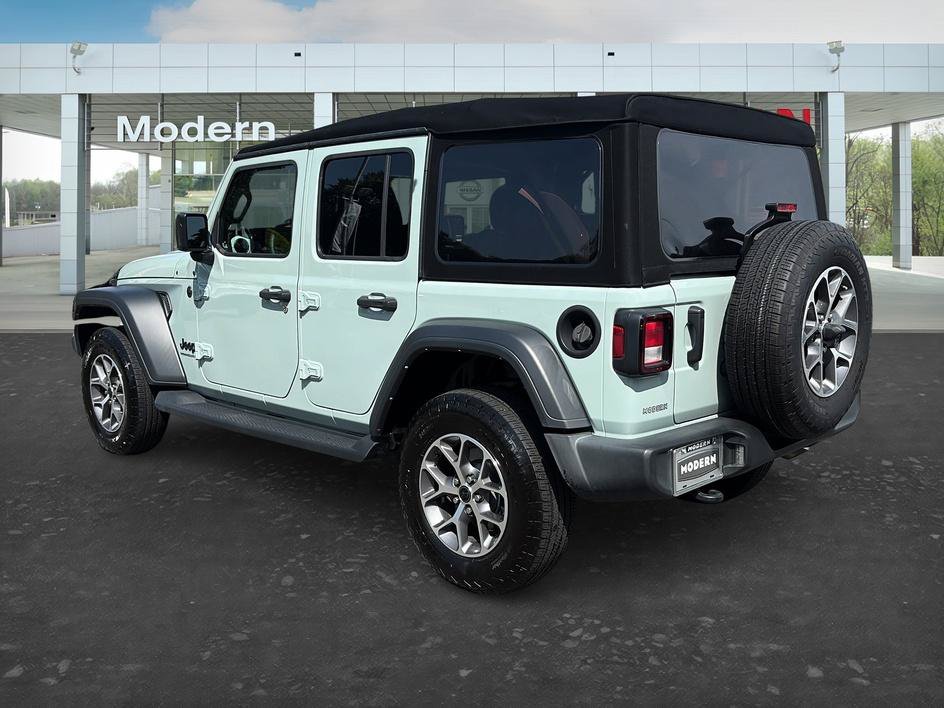 Used 2024 Jeep Wrangler Unlimited Sport AWD/4WD image 3