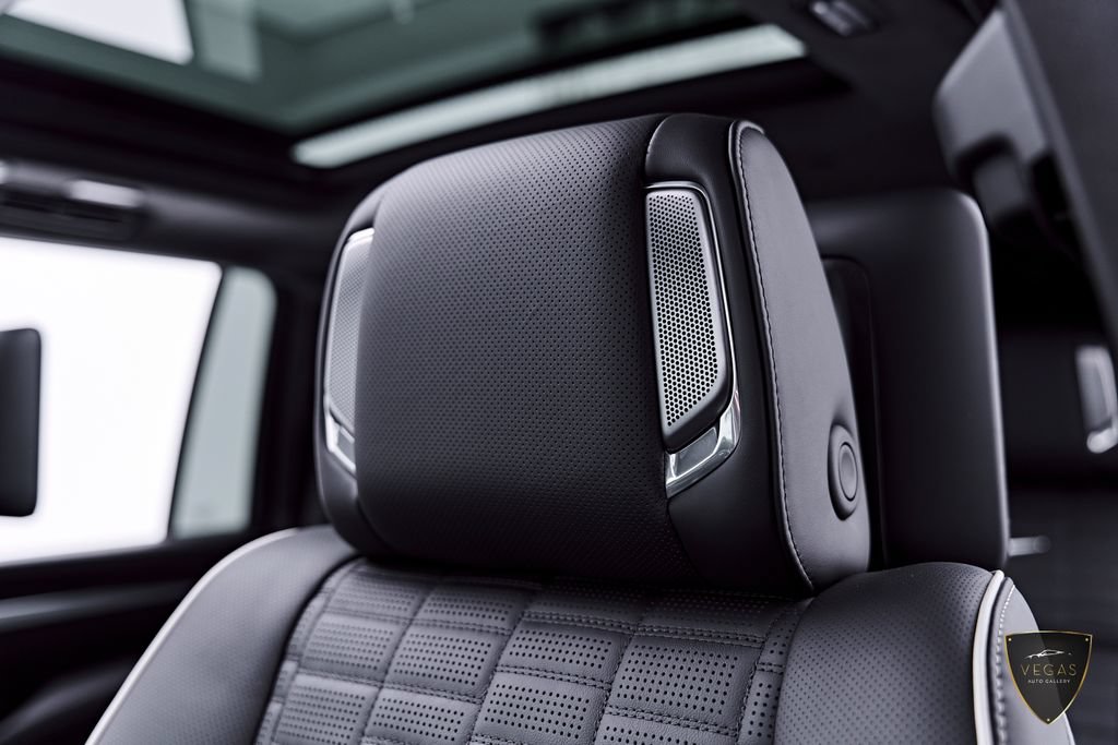Used 2026 Cadillac Escalade ESV V AWD/4WD image 50