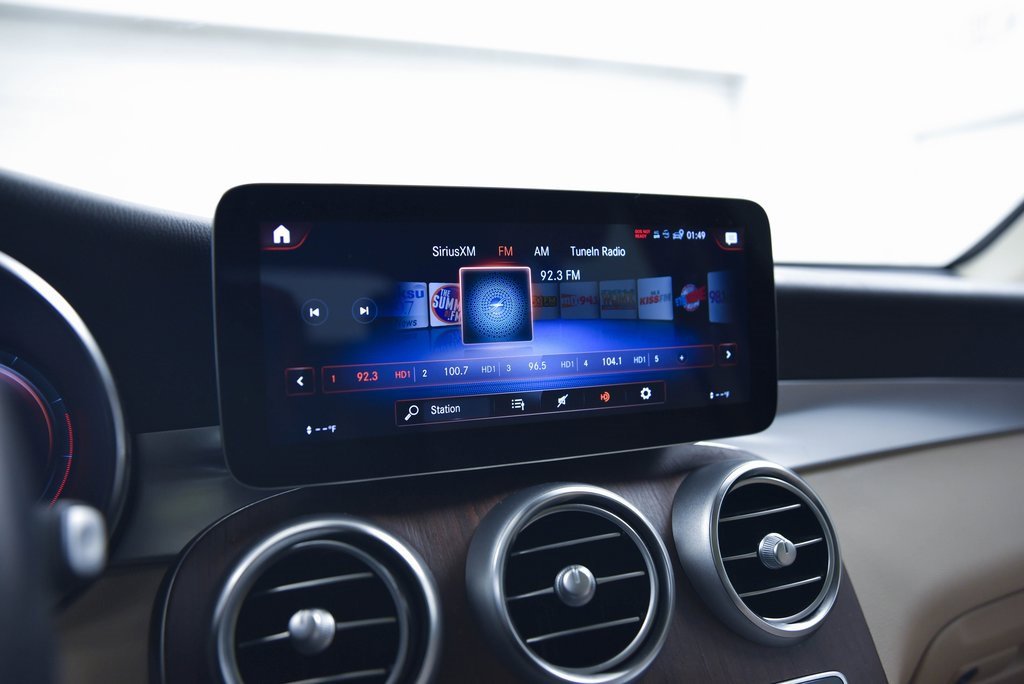 Used 2022 Mercedes-Benz GLC 300 4MATIC image 17