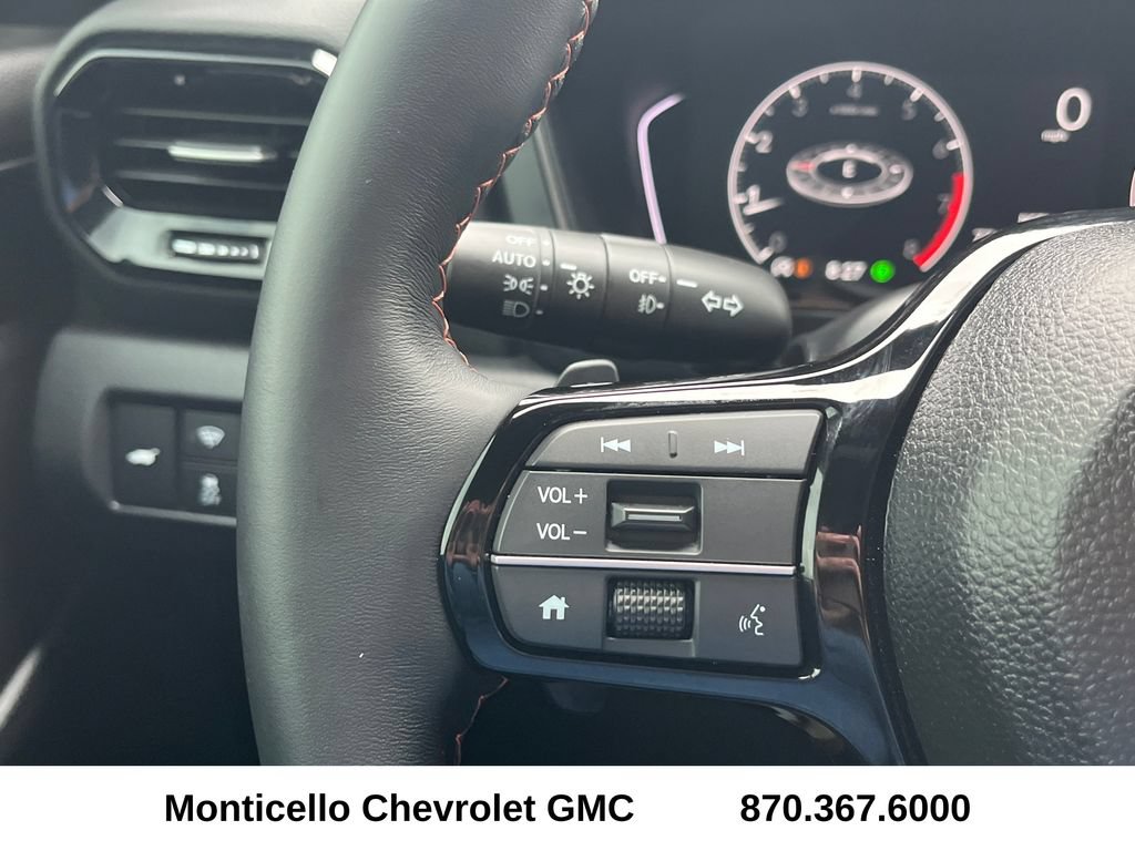Used 2025 Honda Pilot TrailSport image 20