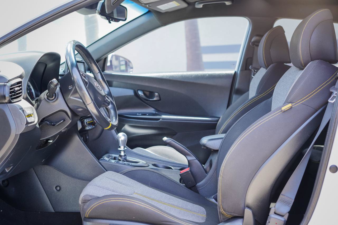 Used 2019 Hyundai Veloster Turbo R-Spec FWD image 7
