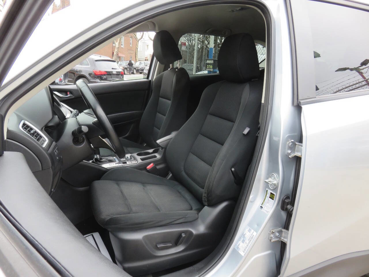 Used 2016 MAZDA CX-5 Touring image 10