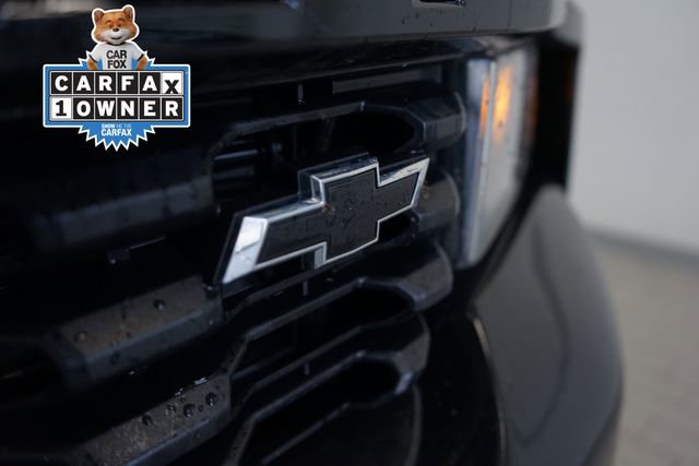 Used 2022 Chevrolet Silverado 1500 Custom w/ LPO, Dark Essentials Package AWD/4WD image 19