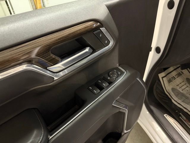 Certified 2022 Chevrolet Silverado 1500 LT w/ Z71 Off-Road Package AWD/4WD image 11