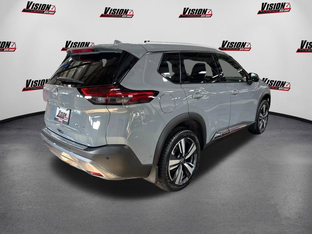 Used 2023 Nissan Rogue SL w/ SL Premium Package image 5